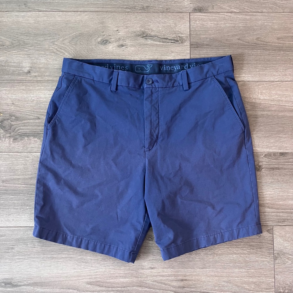 Vineyard Vines Performance On-The-Go Shorts Mens 35 Navy Blue Stretch Golf 9 In